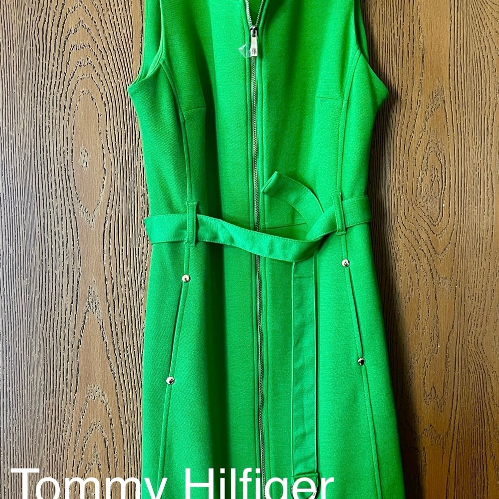 Tommy Hilfiger Green Midi Dress with Elegant Design